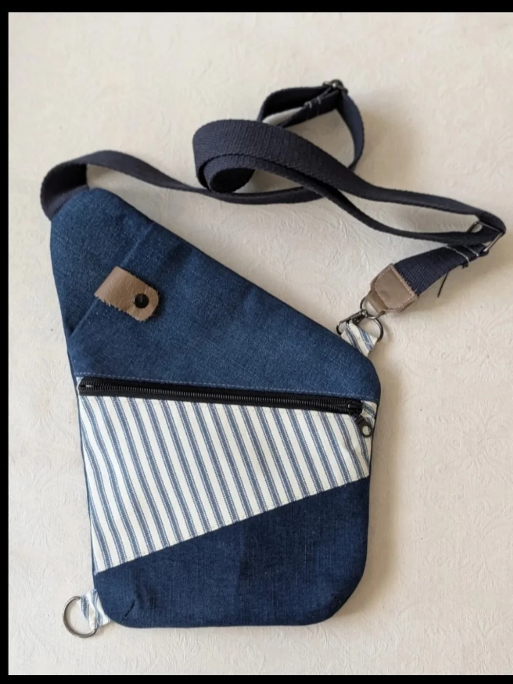 Stone & Co. Ivory Navy Shoulder Bag Adjustable Strap Zip Silver Hardware